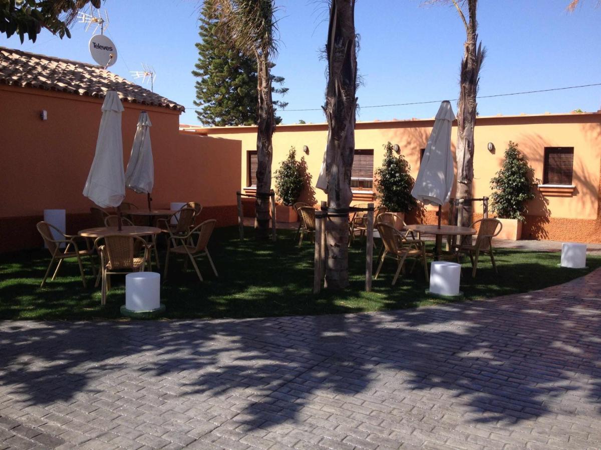 Estudio Para Pareja Con Jardincito Privado Barbaco Кадис Екстериор снимка